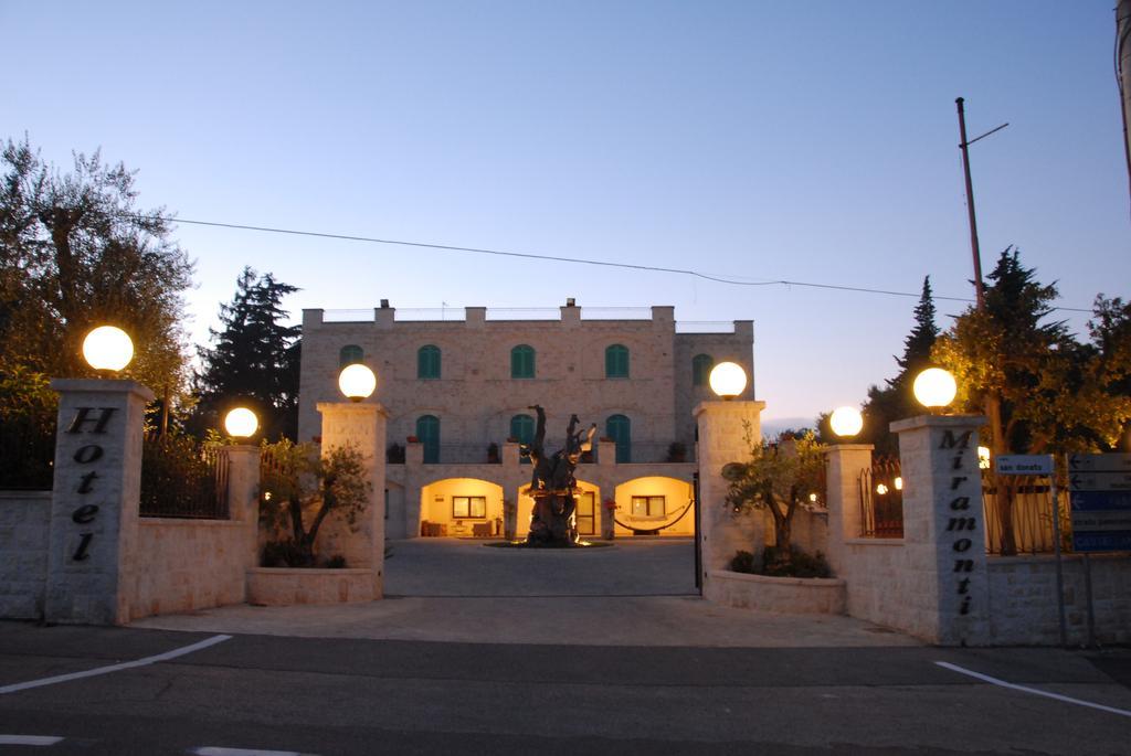 Hotel Castel Miramonti Сельва-ді-Фазано Екстер'єр фото
